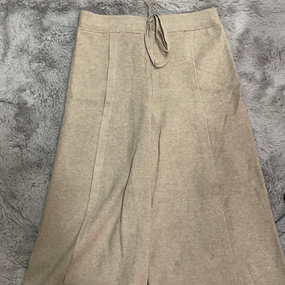 pants - Picture 1 of 6